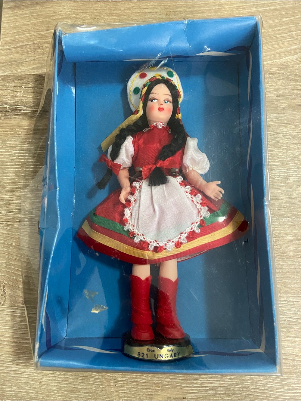 Vintage Eros Hungary 821 Doll Hungarian Costume Doll In Box